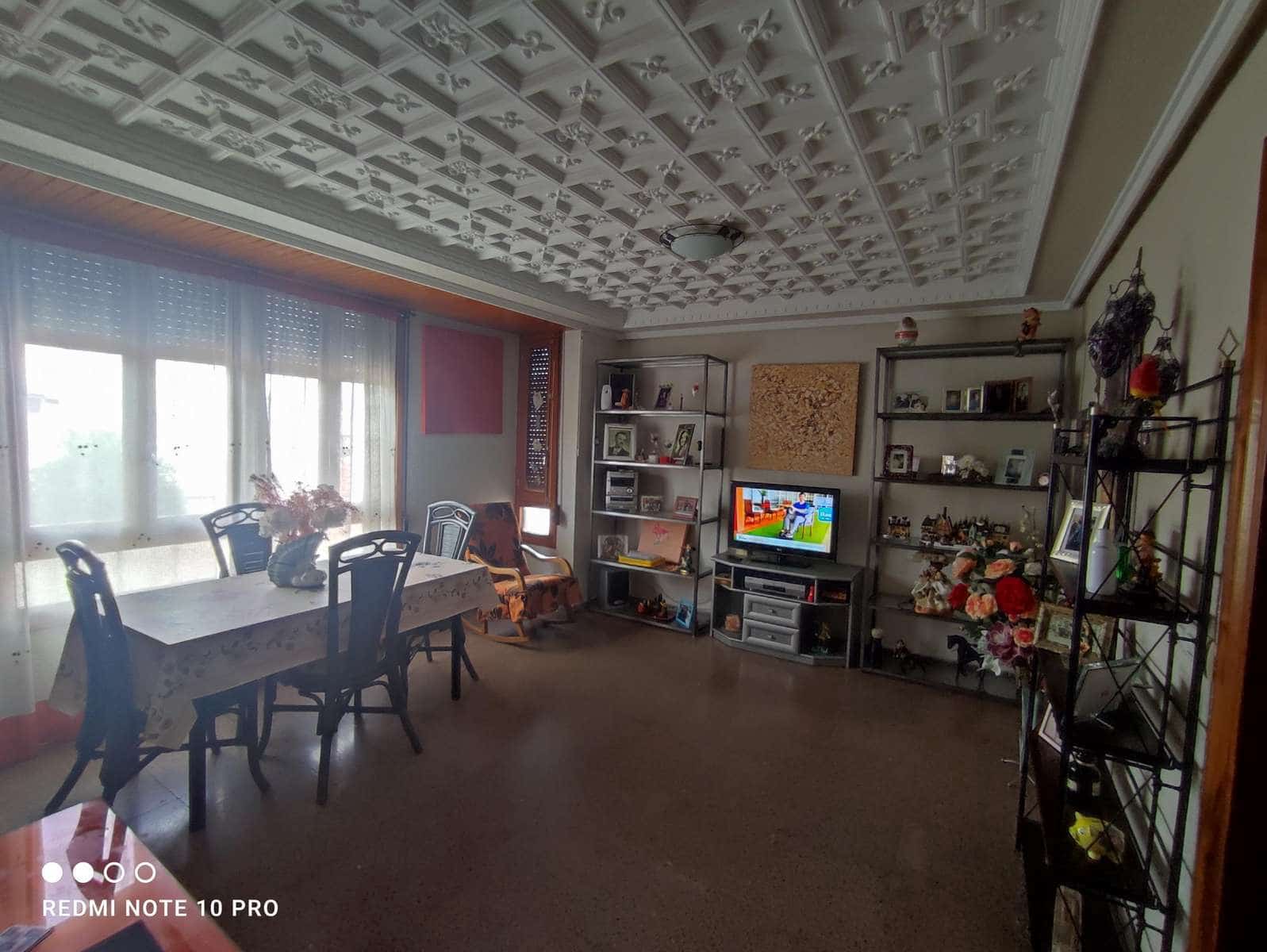 4 makuuhuone Omakotitalo myytävänä paikassa Bigastro mukana 
autotalli - 160 000 € (Ref: 8444457)