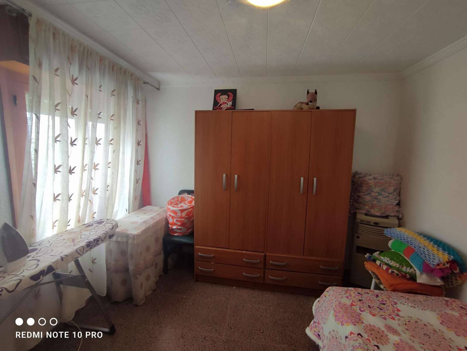 4 makuuhuone Omakotitalo myytävänä paikassa Bigastro mukana 
autotalli - 160 000 € (Ref: 8444457)