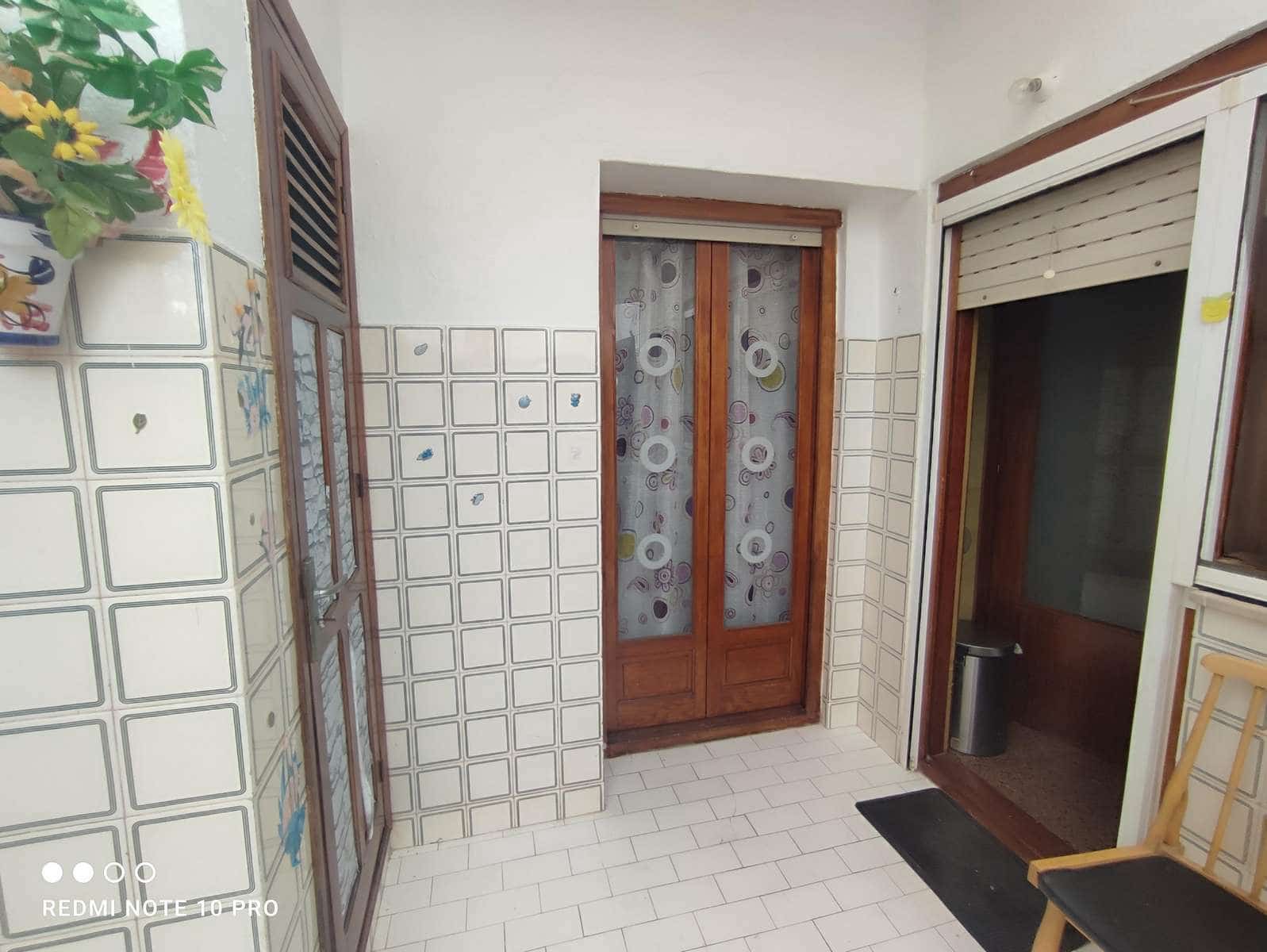 4 makuuhuone Omakotitalo myytävänä paikassa Bigastro mukana 
autotalli - 160 000 € (Ref: 8444457)