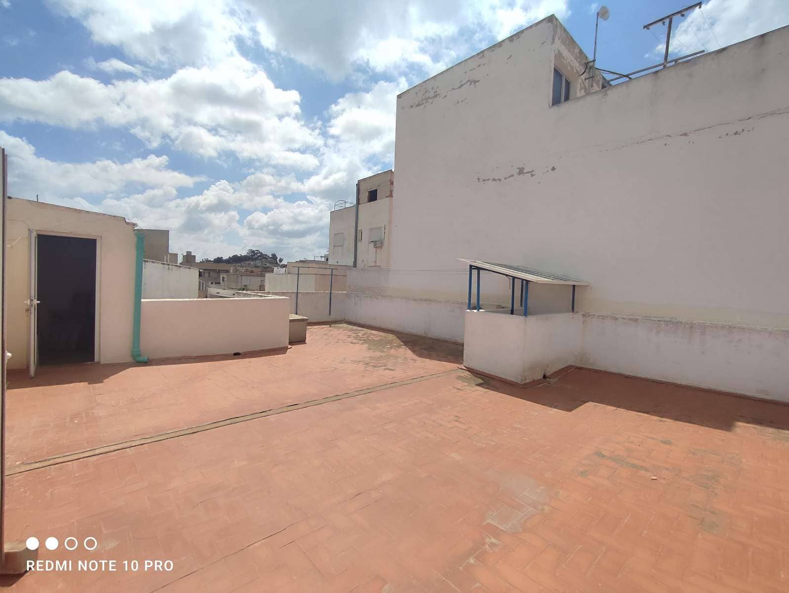 4 makuuhuone Omakotitalo myytävänä paikassa Bigastro mukana 
autotalli - 160 000 € (Ref: 8444457)