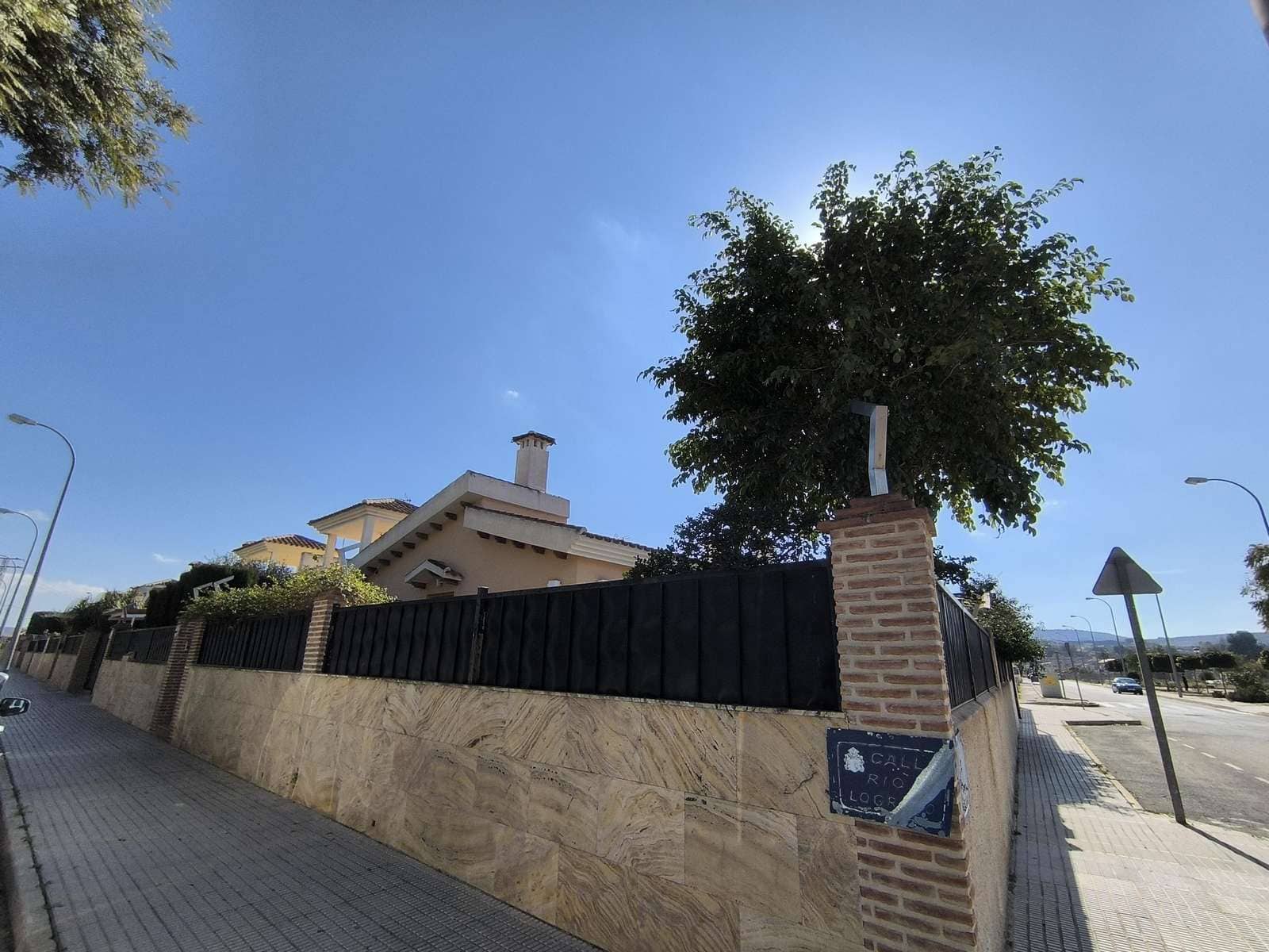 3 slaapkamer Villa te koop in Bigastro met zwembad garage - € 300.000 (Ref: 8802976)