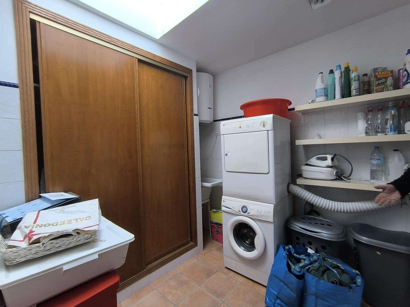 3 slaapkamer Villa te koop in Bigastro met zwembad garage - € 300.000 (Ref: 8802976)