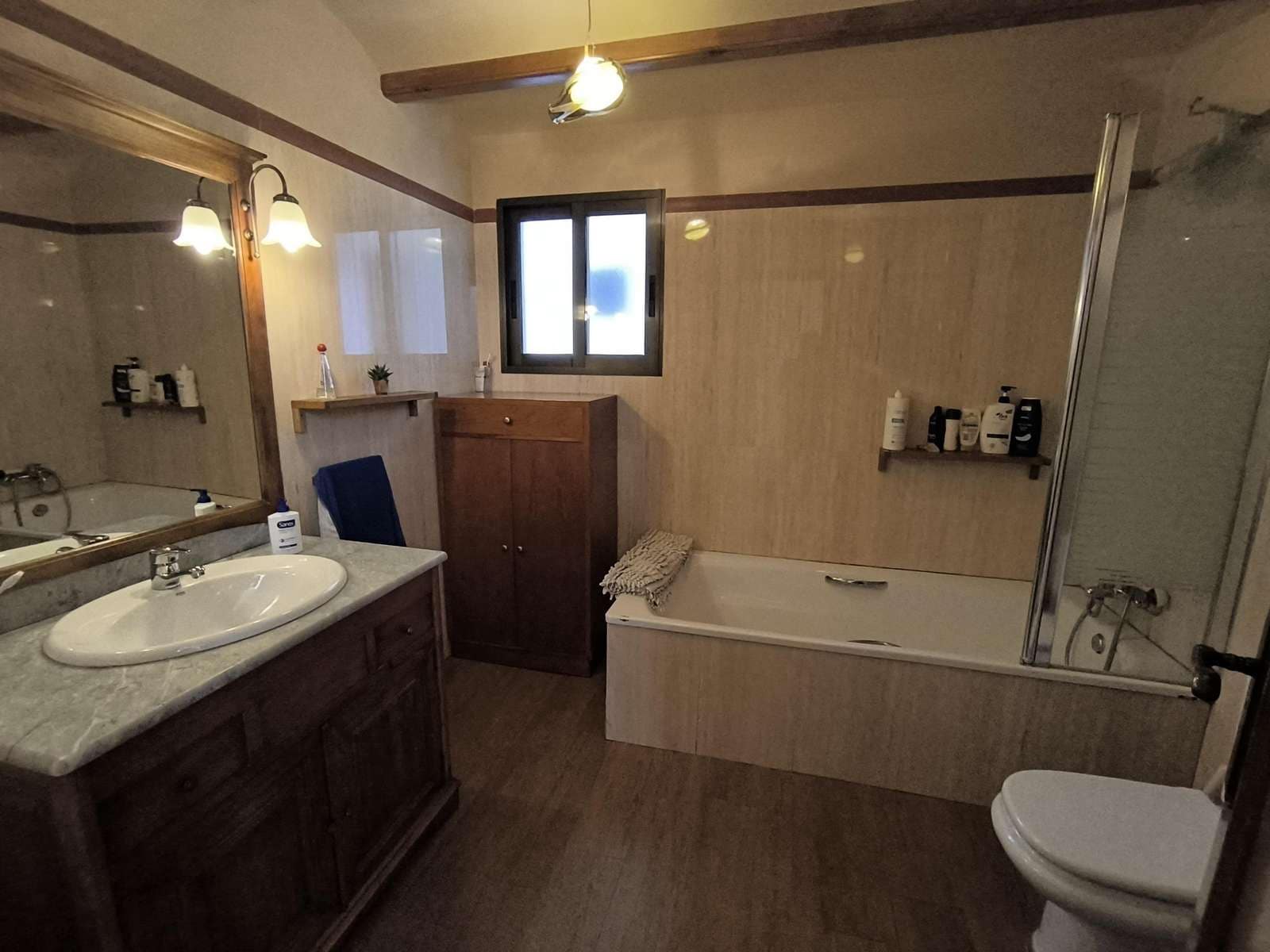 3 slaapkamer Villa te koop in Bigastro met zwembad garage - € 300.000 (Ref: 8802976)