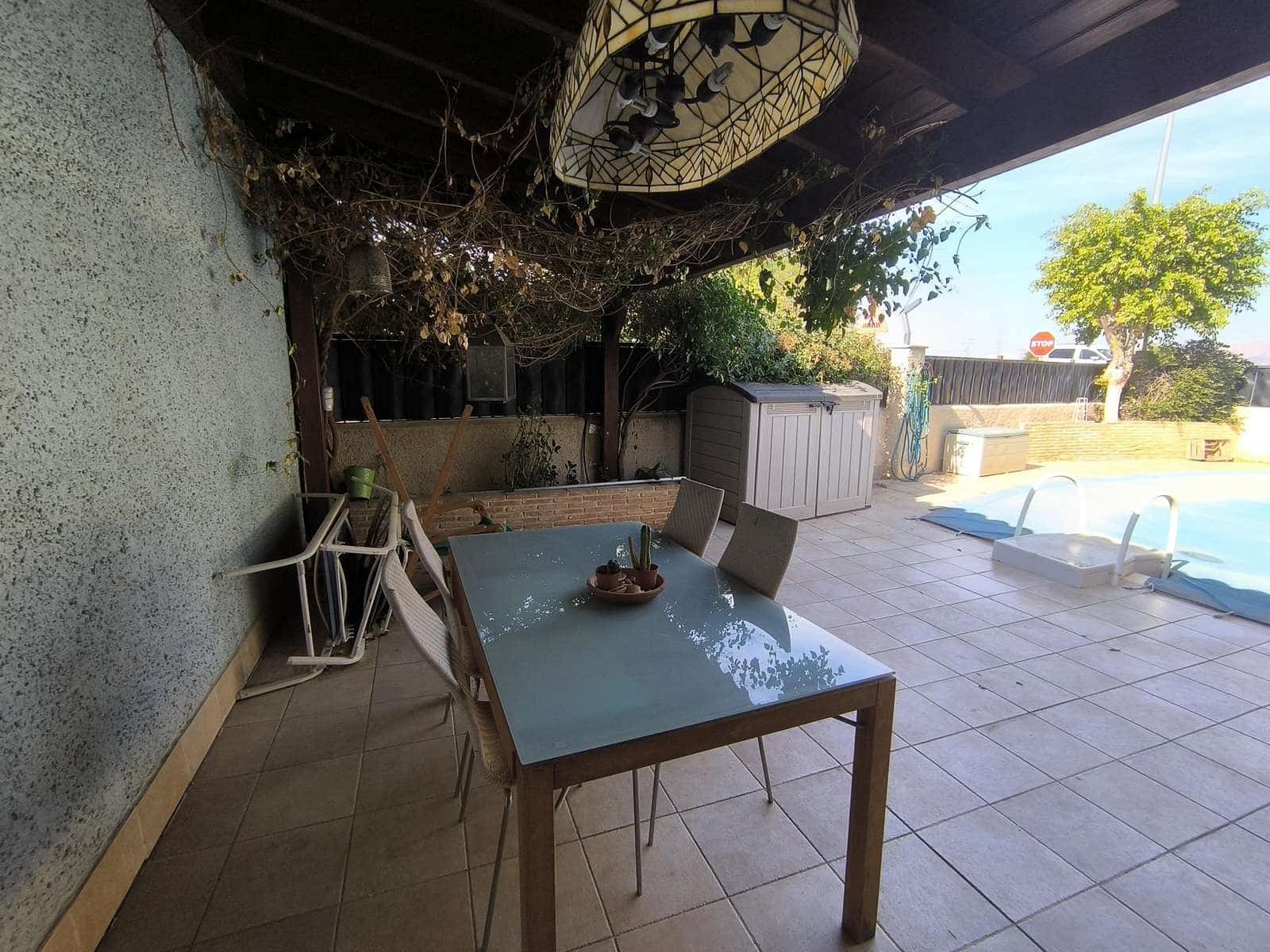 3 slaapkamer Villa te koop in Bigastro met zwembad garage - € 300.000 (Ref: 8802976)