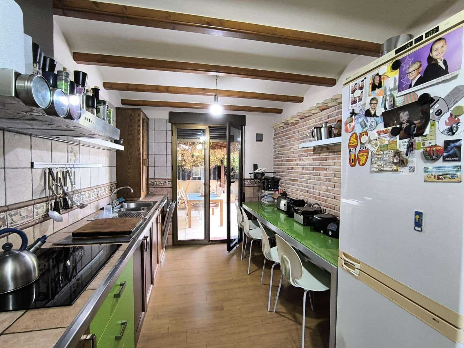 3 slaapkamer Villa te koop in Bigastro met zwembad garage - € 300.000 (Ref: 8802976)