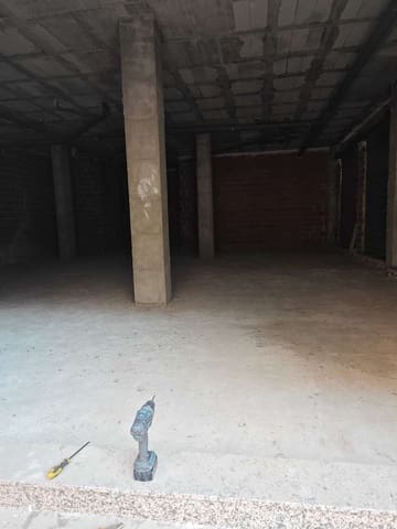 Commercial for sale in Fortuna - € 77,000 (Ref: 8807145)