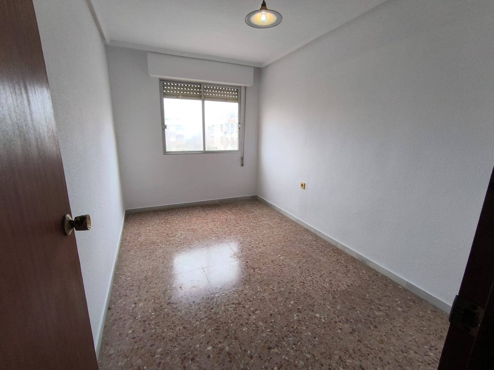 3 bedroom Beach Apartment for sale in Torrevieja - € 170,000 (Ref: 8875876)