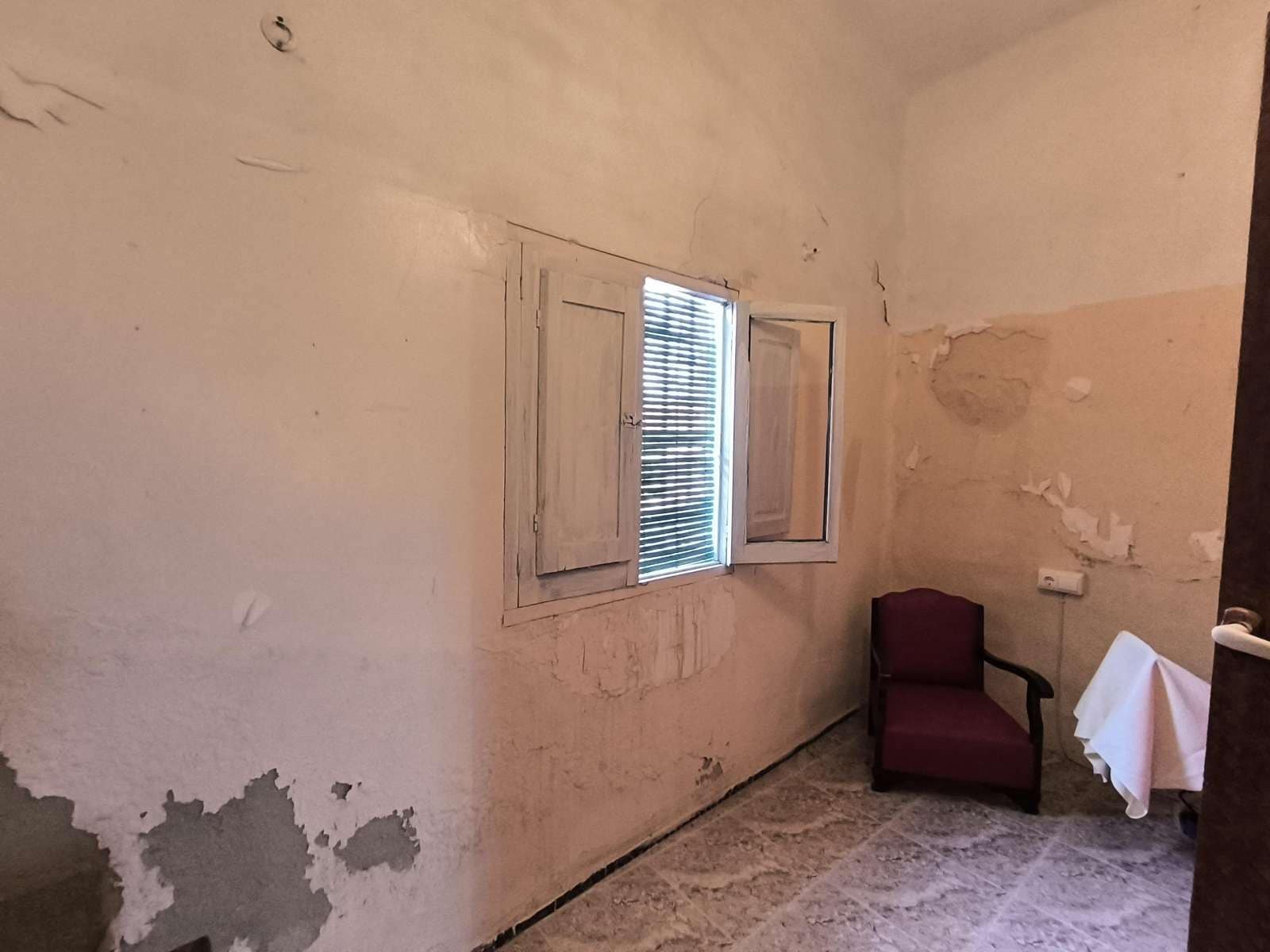 3 bedroom Townhouse for sale in San Bartolome with garage - € 80,000 (Ref: 8947324)