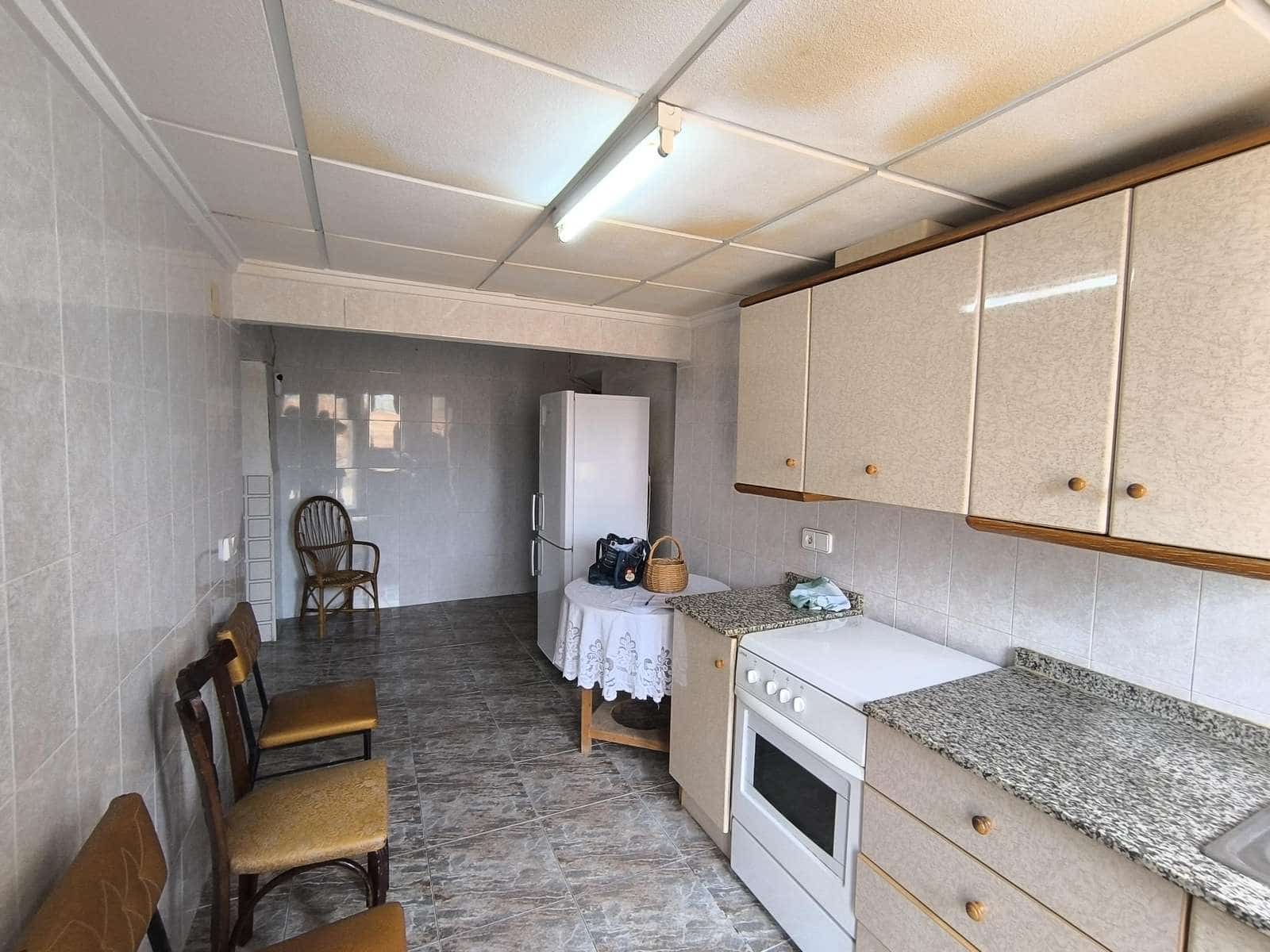 3 bedroom Townhouse for sale in San Bartolome with garage - € 80,000 (Ref: 8947324)