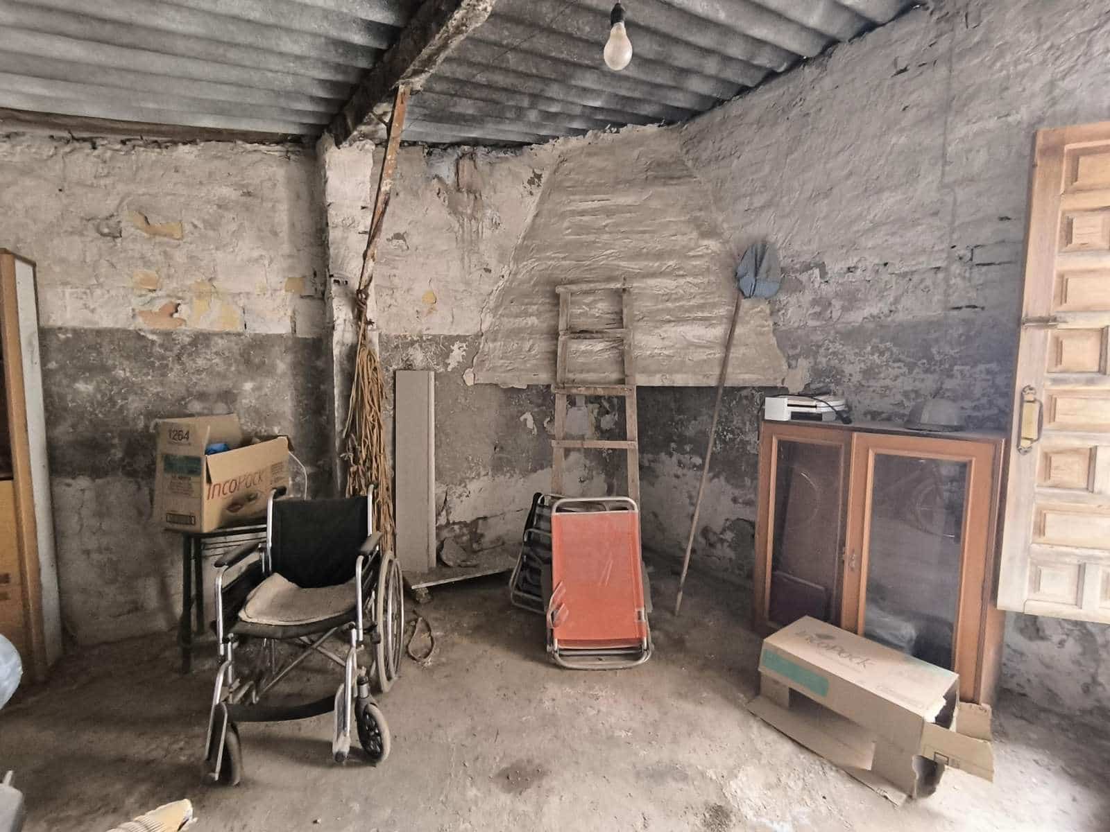 3 bedroom Townhouse for sale in San Bartolome with garage - € 80,000 (Ref: 8947324)