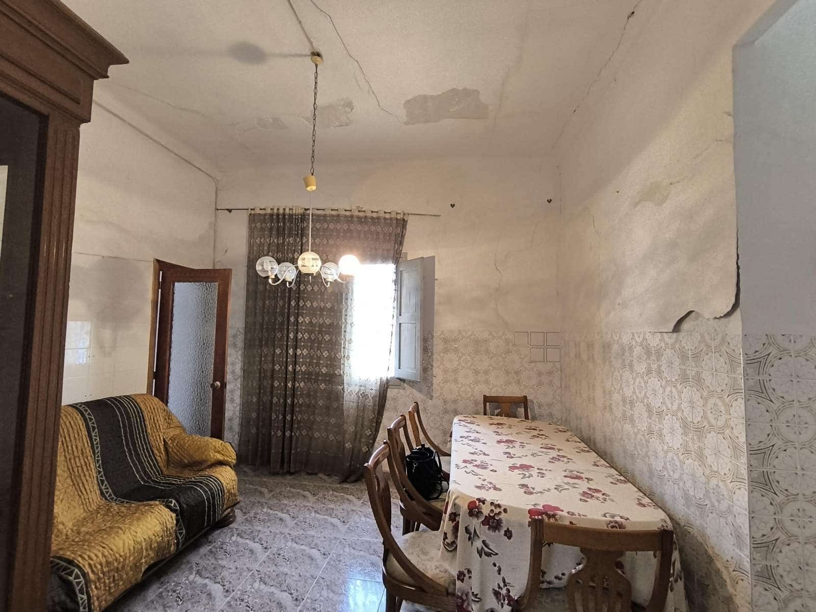 3 bedroom Townhouse for sale in San Bartolome with garage - € 80,000 (Ref: 8947324)