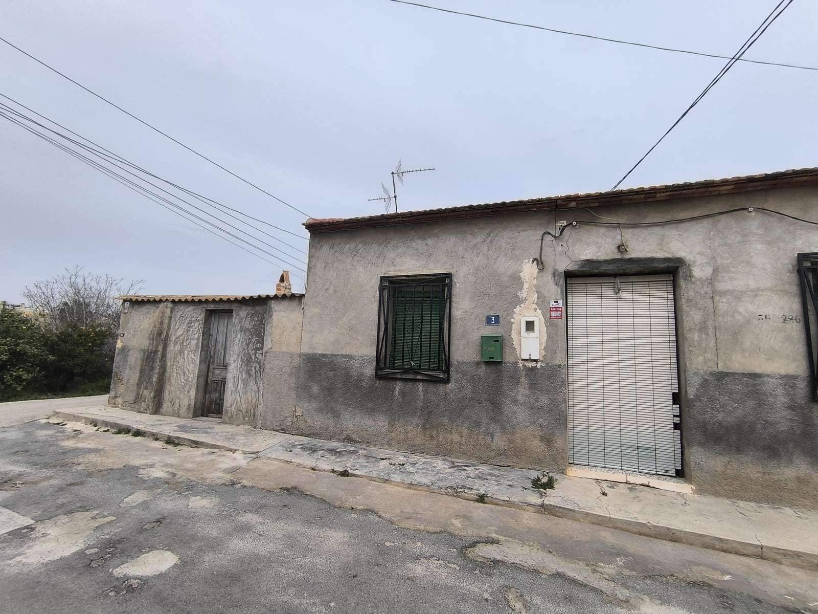 3 bedroom Townhouse for sale in San Bartolome with garage - € 80,000 (Ref: 8947324)