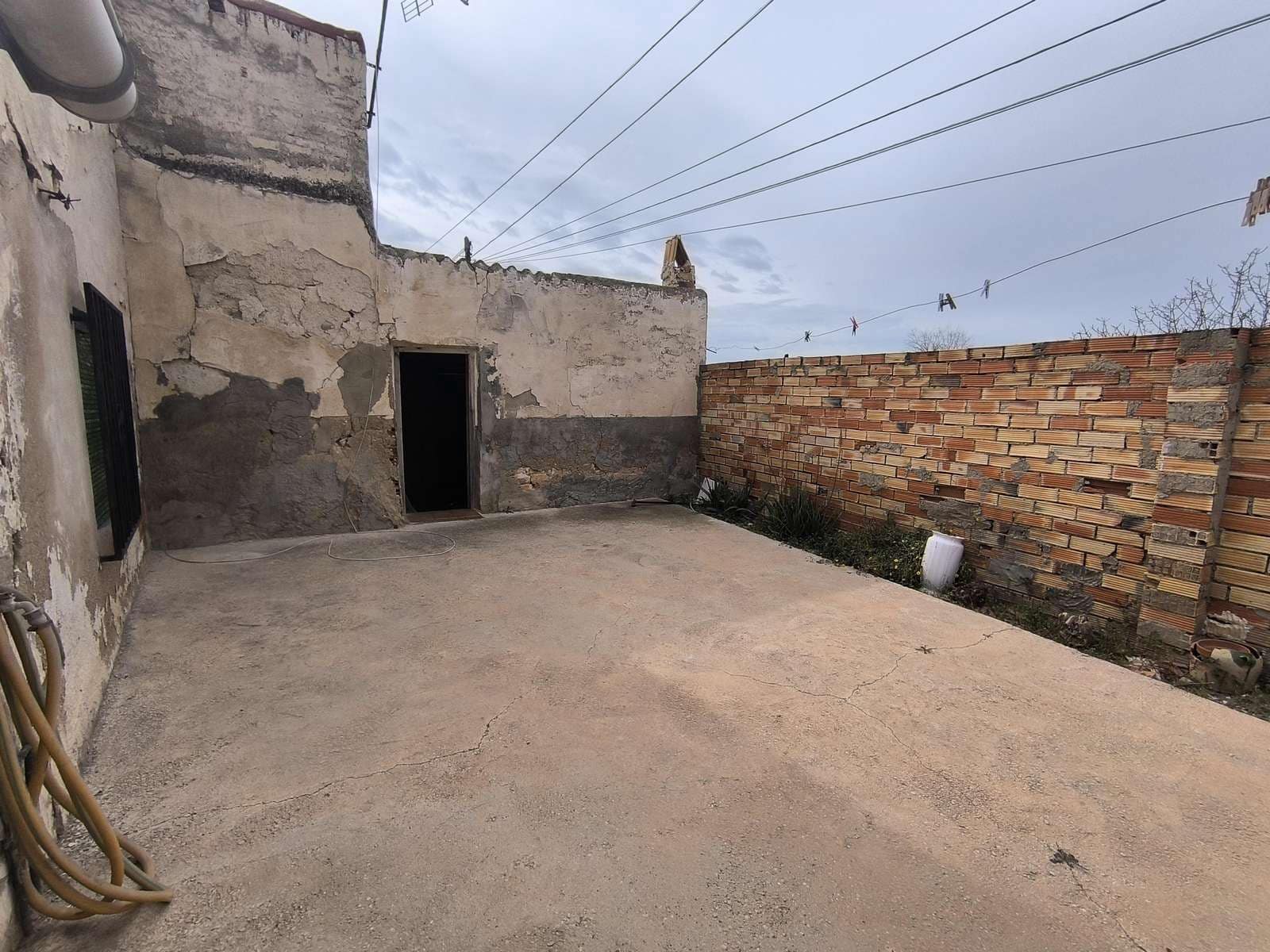 3 bedroom Townhouse for sale in San Bartolome with garage - € 80,000 (Ref: 8947324)