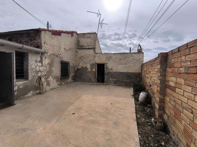 3 bedroom Townhouse for sale in San Bartolomé, Orihuela with garage - € 80,000 (Ref: 8947324)