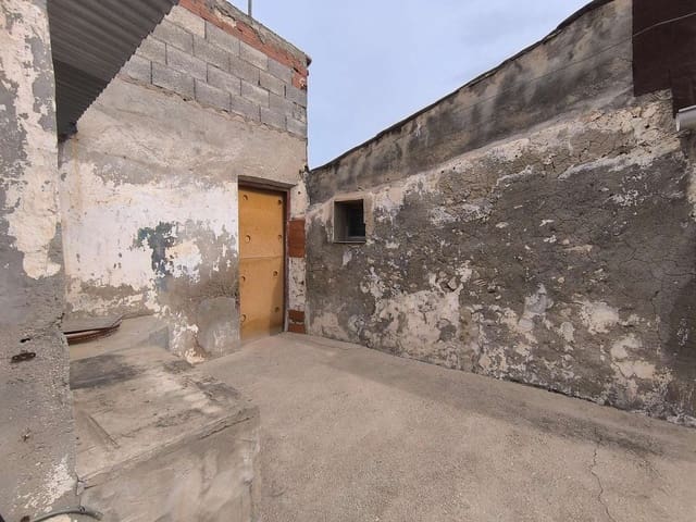 3 bedroom Townhouse for sale in San Bartolomé, Orihuela with garage - € 80,000 (Ref: 8947324)