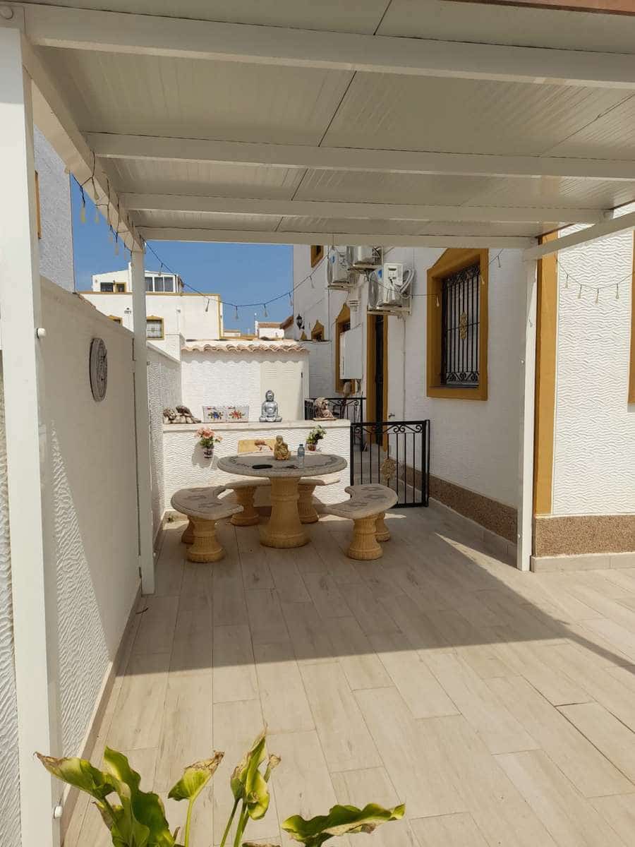 3 soveværelse Bungalow til salg i Entre Naranjos med swimmingpool garage - € 180.000 (Ref: 9061452)