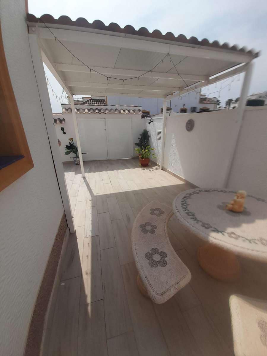 3 soveværelse Bungalow til salg i Entre Naranjos med swimmingpool garage - € 180.000 (Ref: 9061452)