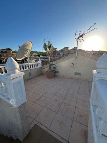 3 bedroom Villa for rent in Bigastro with pool garage - € 1,950 (Ref: 9249102)
