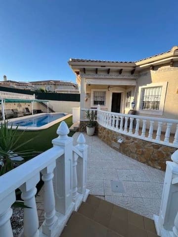 3 bedroom Villa for rent in Bigastro with pool garage - € 1,950 (Ref: 9249102)