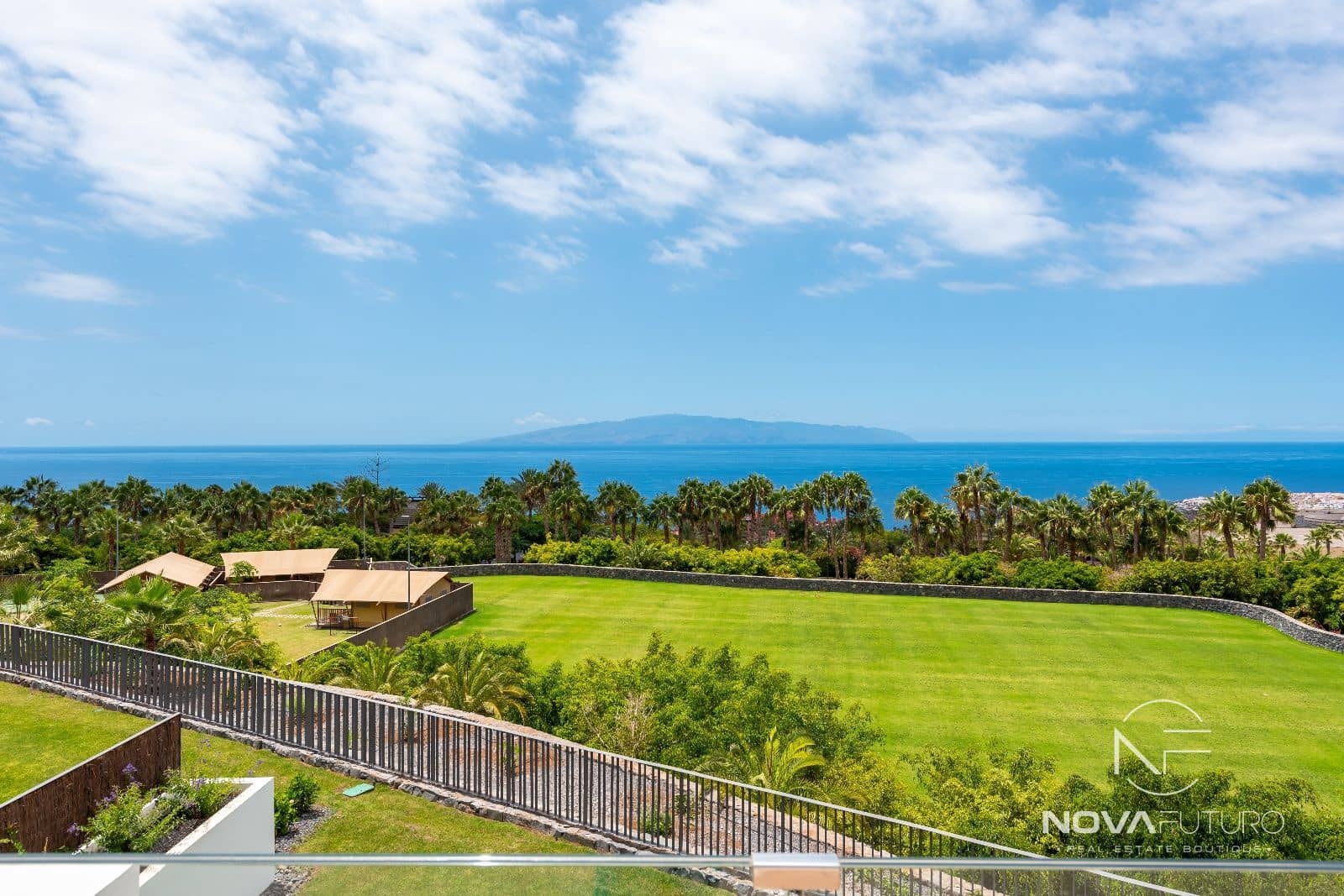 2 soveværelse Lejlighed til salg i Guia de Isora med swimmingpool - € 876.000 (Ref: 6313754)