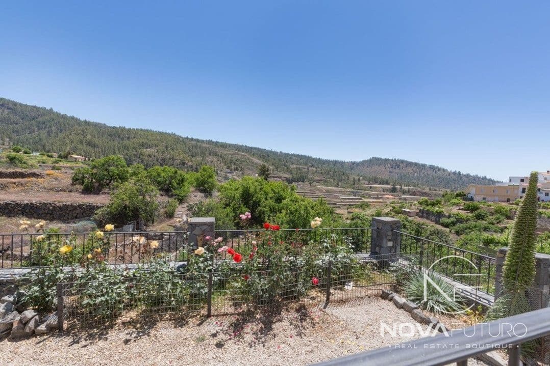 4 bedroom Villa for sale in Vilaflor - € 535,000 (Ref: 6523319)