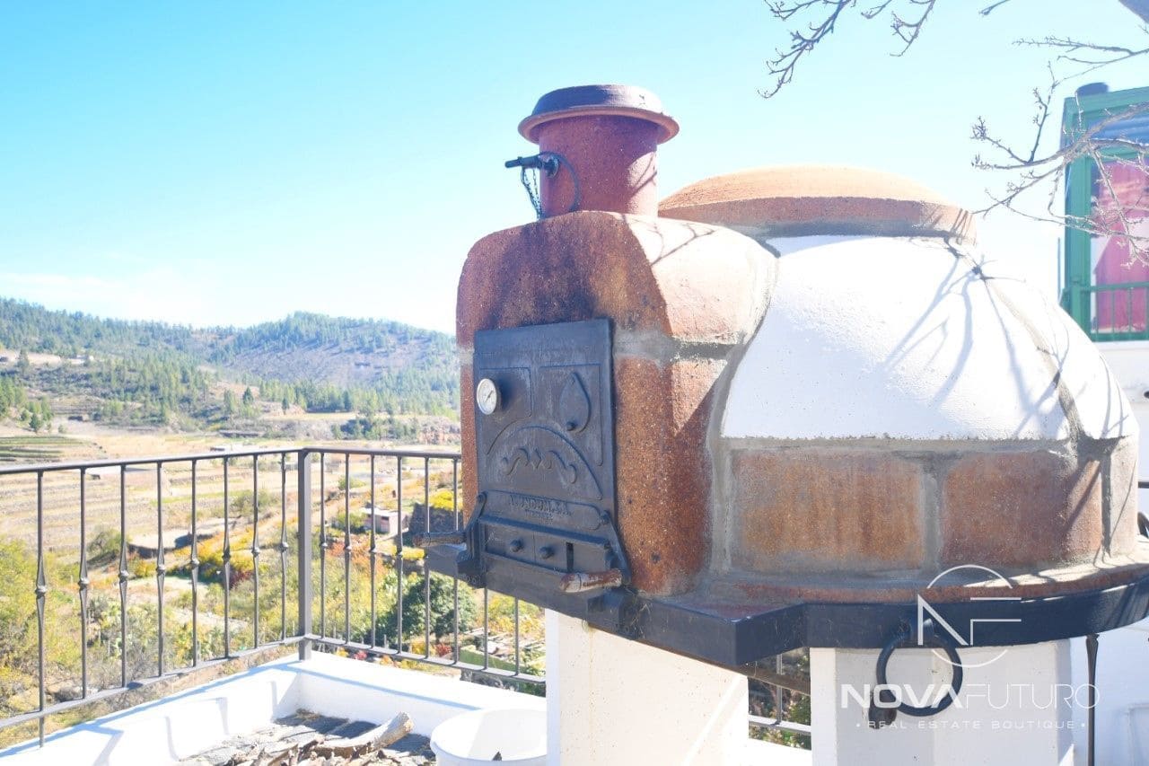 4 bedroom Villa for sale in Vilaflor - € 535,000 (Ref: 6523319)