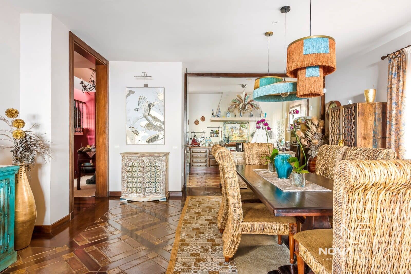 4 soverom Villa til salgs i Adeje med svømmebasseng garasje - € 3 690 000 (Ref: 6781552)