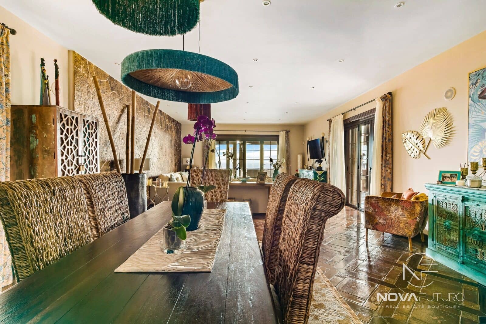 4 soverom Villa til salgs i Adeje med svømmebasseng garasje - € 3 690 000 (Ref: 6781552)