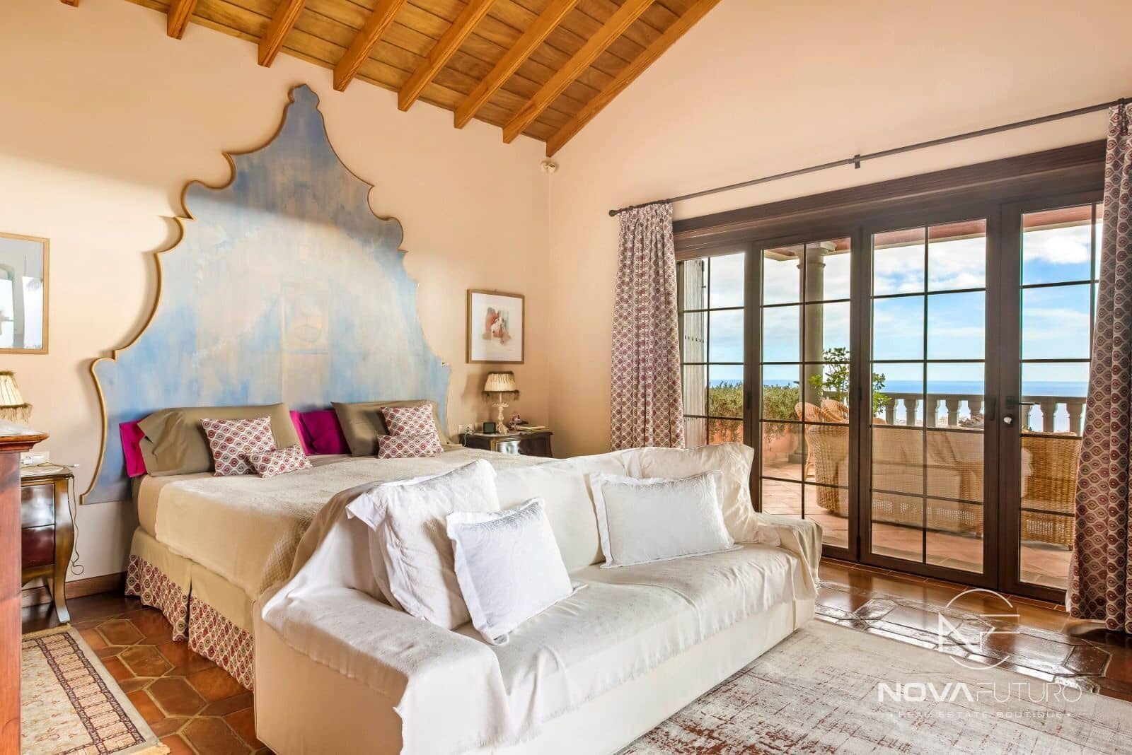 4 soverom Villa til salgs i Adeje med svømmebasseng garasje - € 3 690 000 (Ref: 6781552)