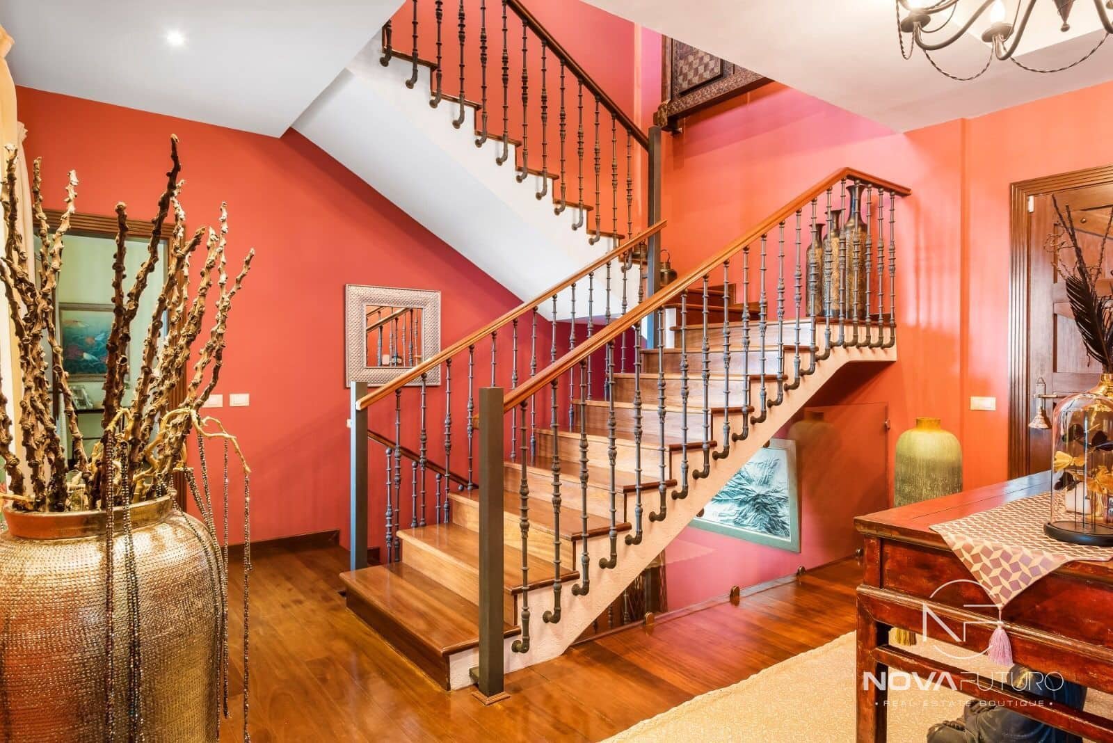 4 soverom Villa til salgs i Adeje med svømmebasseng garasje - € 3 690 000 (Ref: 6781552)