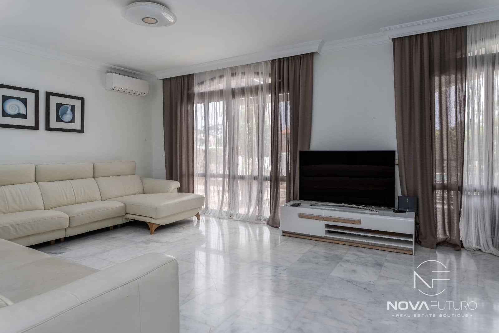 5 soveværelse Villa til salg i Adeje med swimmingpool - € 3.000.000 (Ref: 7019938)