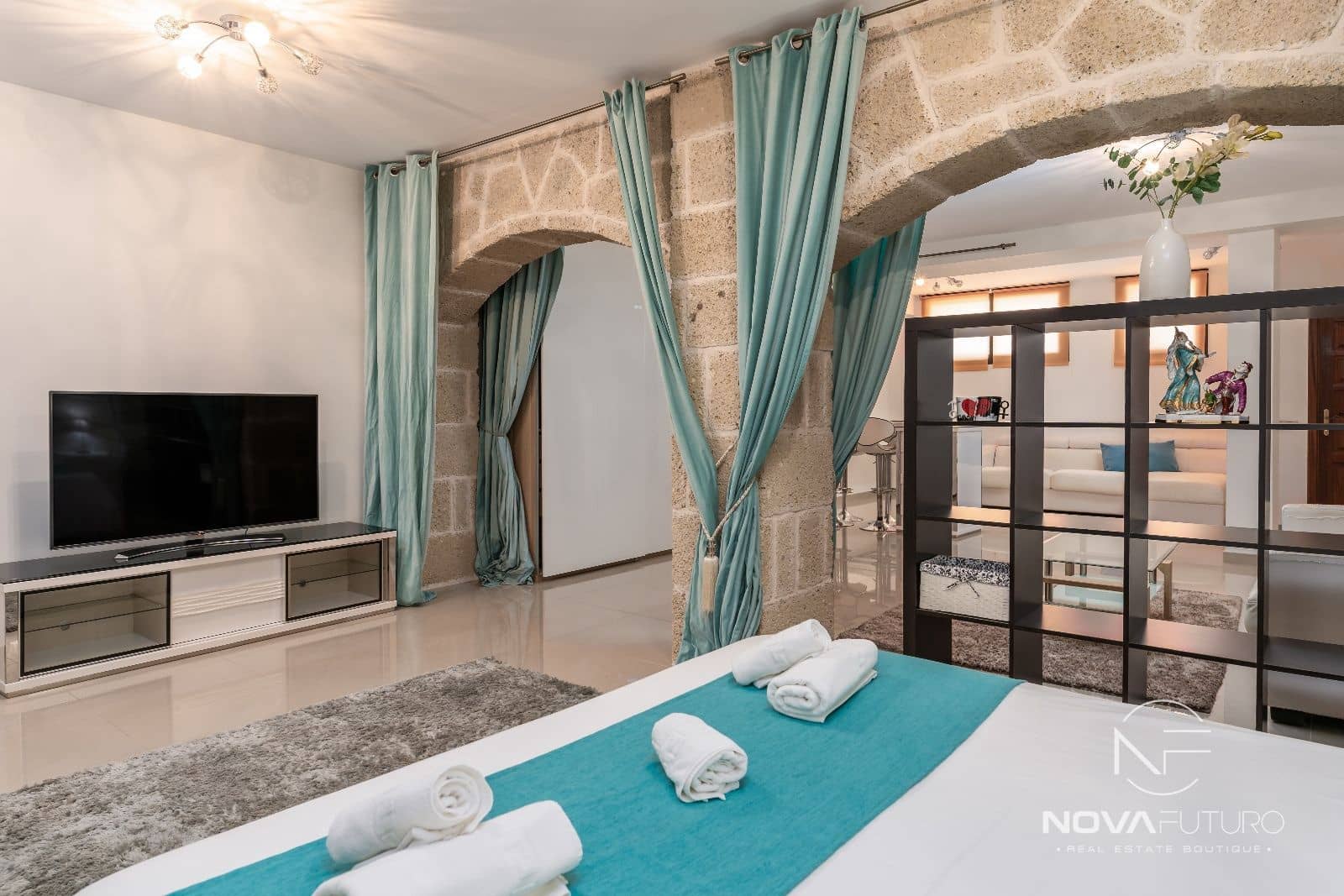 5 soveværelse Villa til salg i Adeje med swimmingpool - € 3.000.000 (Ref: 7019938)