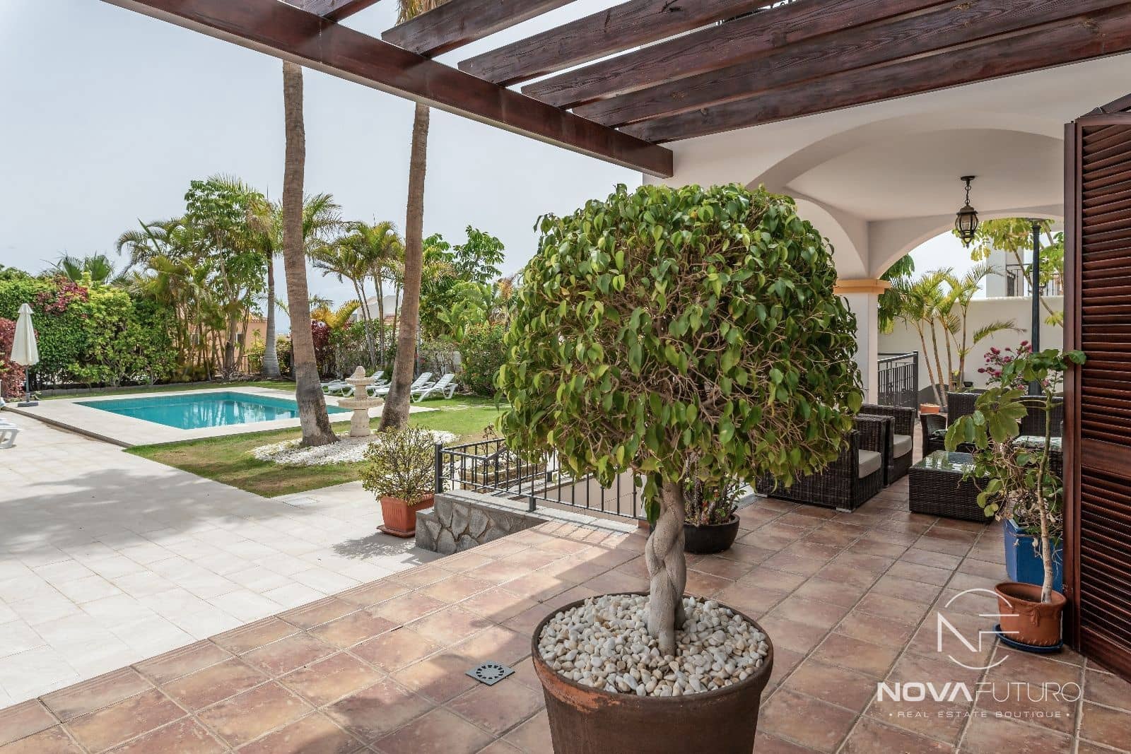 5 soveværelse Villa til salg i Adeje med swimmingpool - € 3.000.000 (Ref: 7019938)