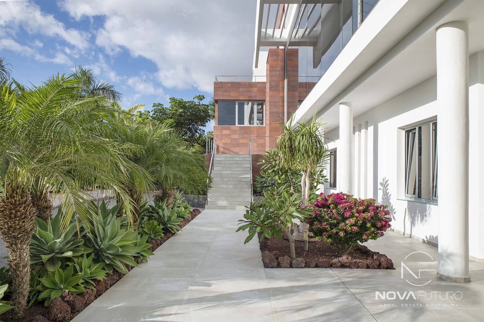 8 soveværelse Villa til salg i La Caleta Adeje med swimmingpool garage - € 5.750.000 (Ref: 7636217)