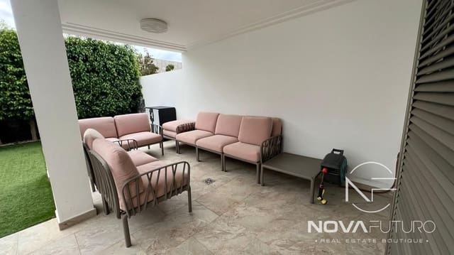 2 soverom Leilighet til salgs i La Caleta Adeje, Adeje med svømmebasseng garasje - € 949 000 (Ref: 7658478)