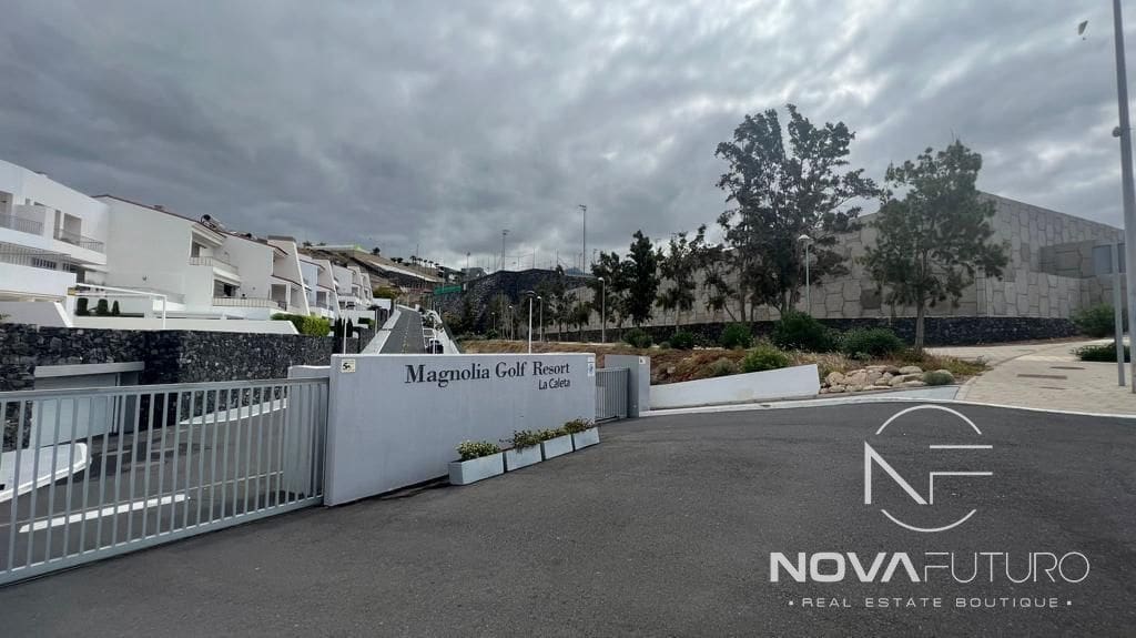 2 soveværelse Lejlighed til salg i La Caleta Adeje med swimmingpool garage - € 949.000 (Ref: 7658478)