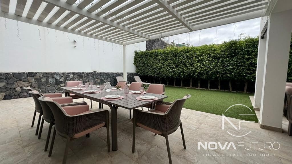 2 soveværelse Lejlighed til salg i La Caleta Adeje med swimmingpool garage - € 949.000 (Ref: 7658478)