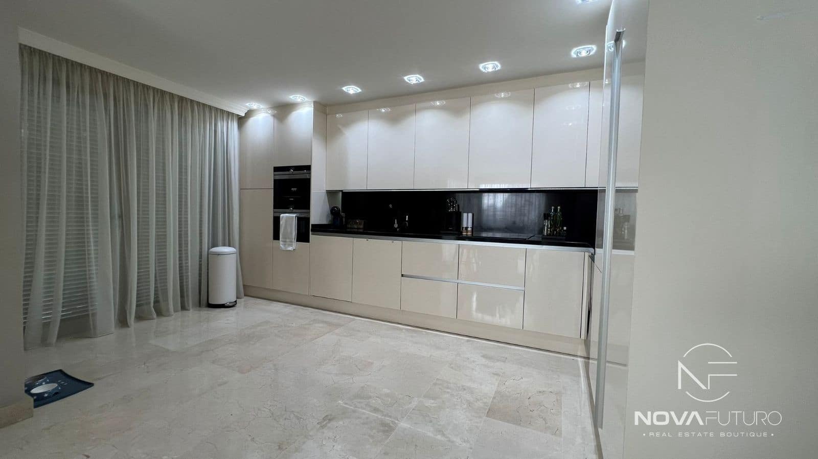 2 soveværelse Lejlighed til salg i La Caleta Adeje med swimmingpool garage - € 949.000 (Ref: 7658478)