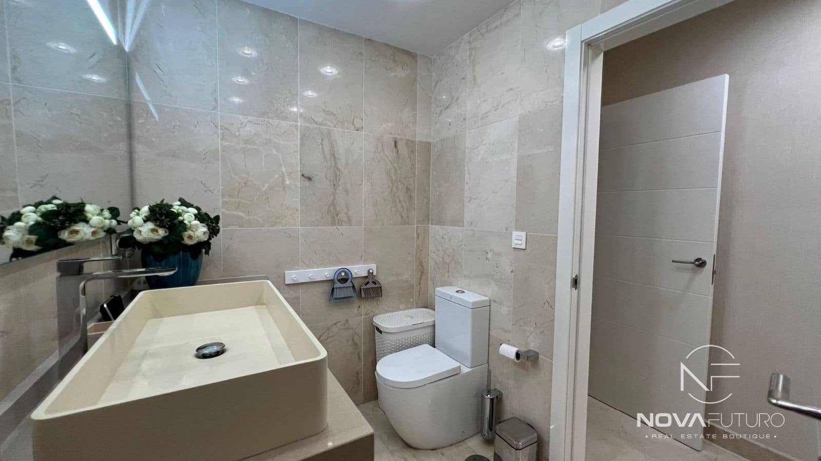 2 soveværelse Lejlighed til salg i La Caleta Adeje med swimmingpool garage - € 949.000 (Ref: 7658478)