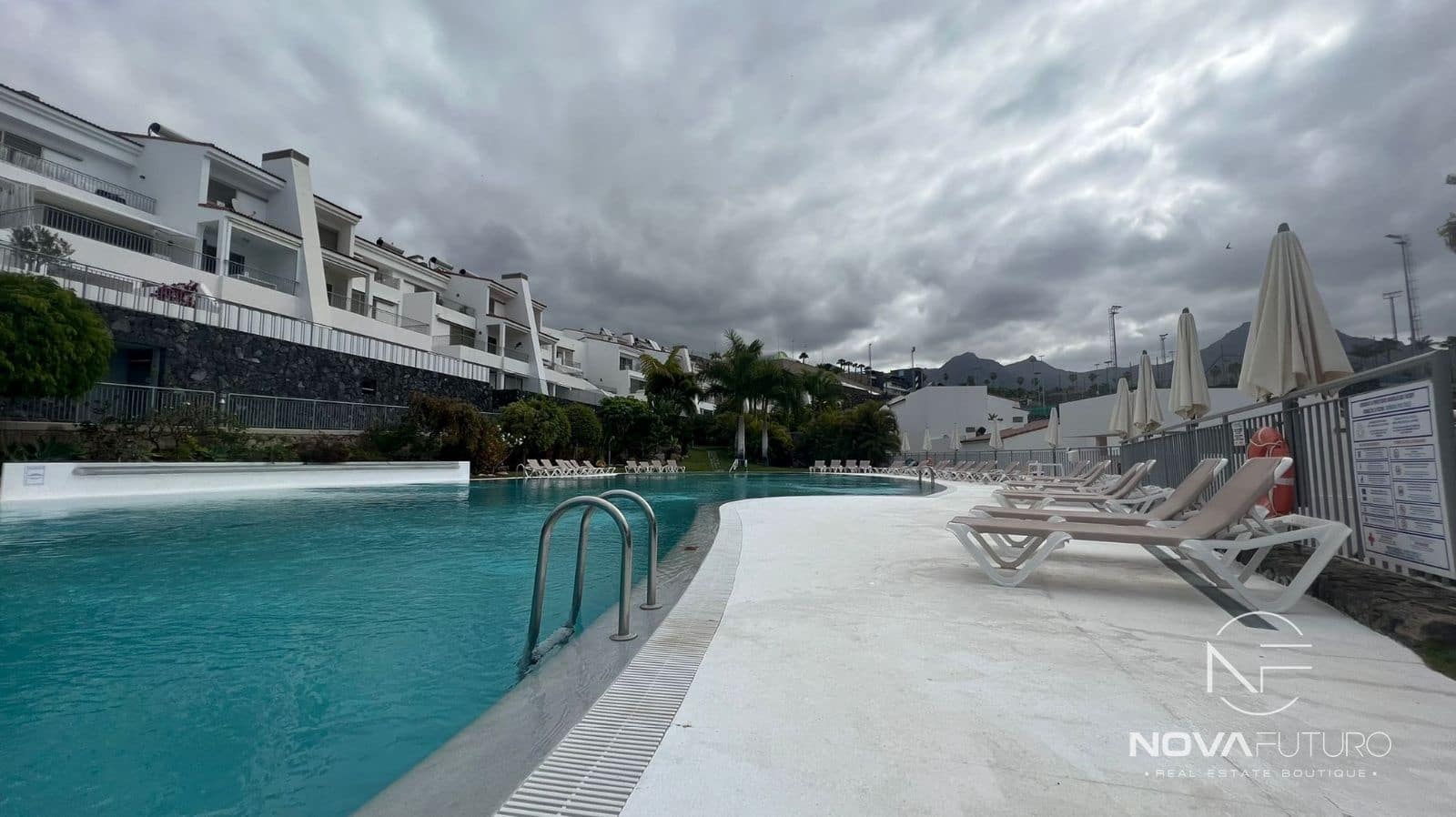 2 soveværelse Lejlighed til salg i La Caleta Adeje med swimmingpool garage - € 949.000 (Ref: 7658478)