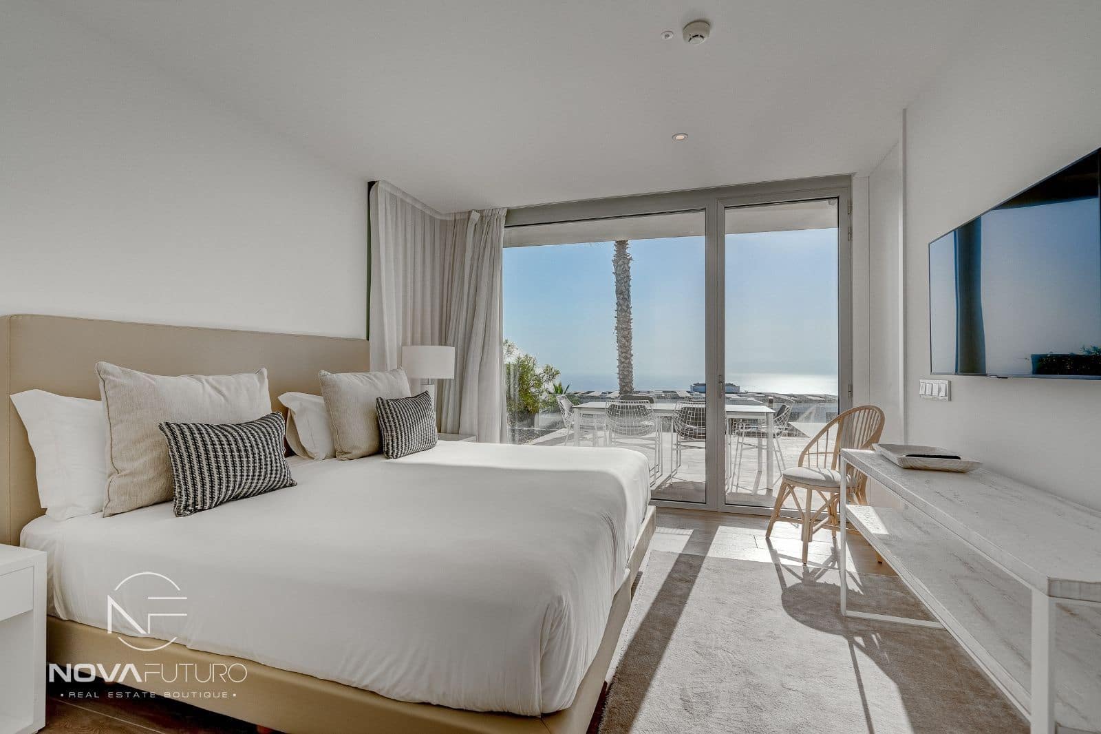 2 soveværelse Villa til salg i Guia de Isora med swimmingpool garage - € 2.100.000 (Ref: 8318796)