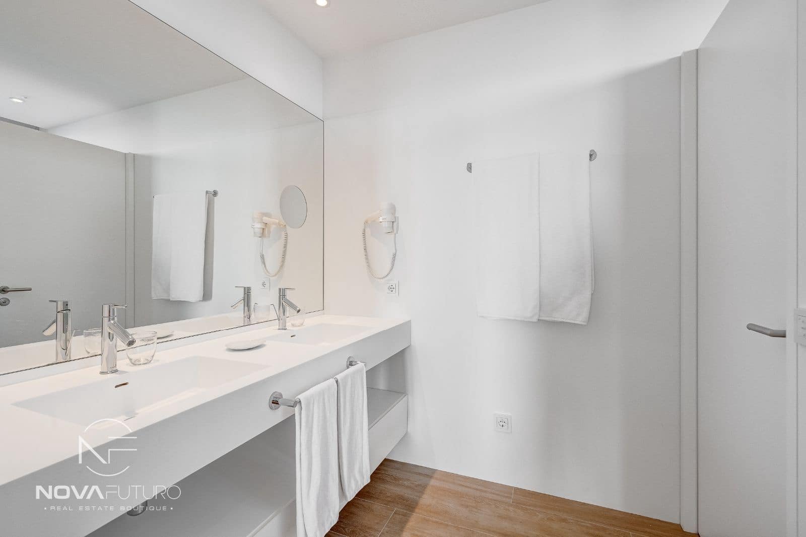 2 soveværelse Villa til salg i Guia de Isora med swimmingpool garage - € 2.100.000 (Ref: 8318796)