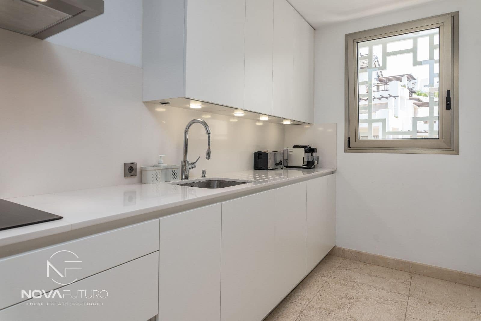 2 soveværelse Penthouse til salg i Guia de Isora med swimmingpool garage - € 1.500.000 (Ref: 8318797)