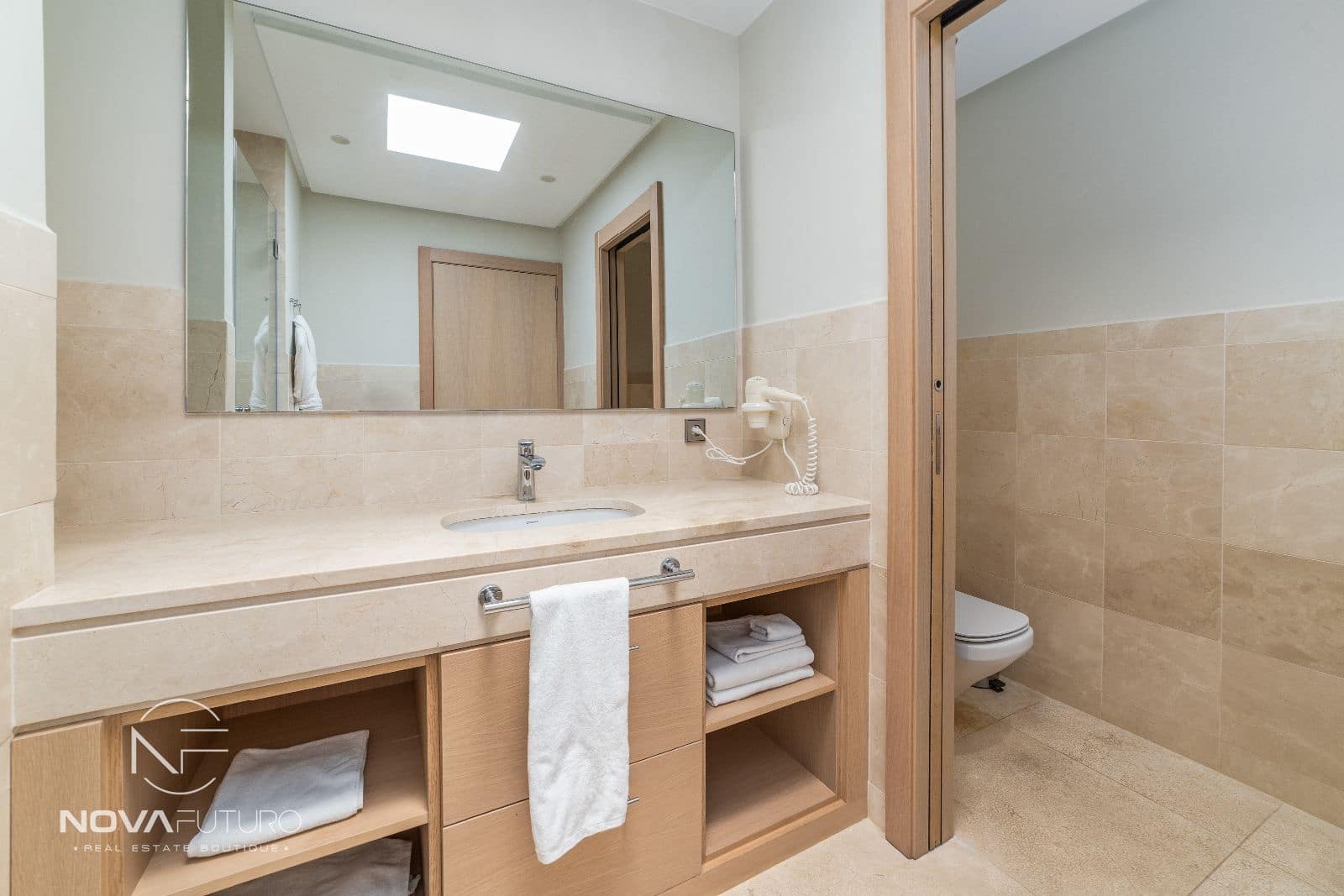 2 soveværelse Penthouse til salg i Guia de Isora med swimmingpool garage - € 1.500.000 (Ref: 8318797)