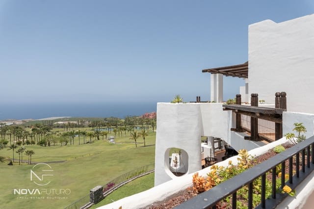 2 soveværelse Penthouse til salg i Playa San Juan, Guía de Isora med swimmingpool garage - € 1.500.000 (Ref: 8318797)