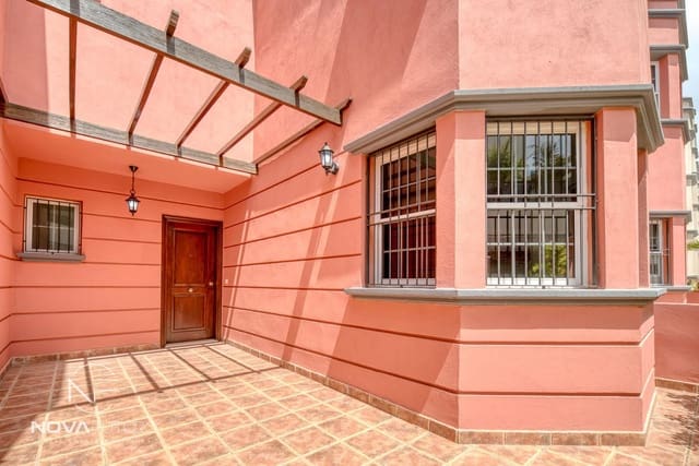 3 bedroom Townhouse for sale in Chayofa, Arona with garage - € 440,000 (Ref: 8981633)