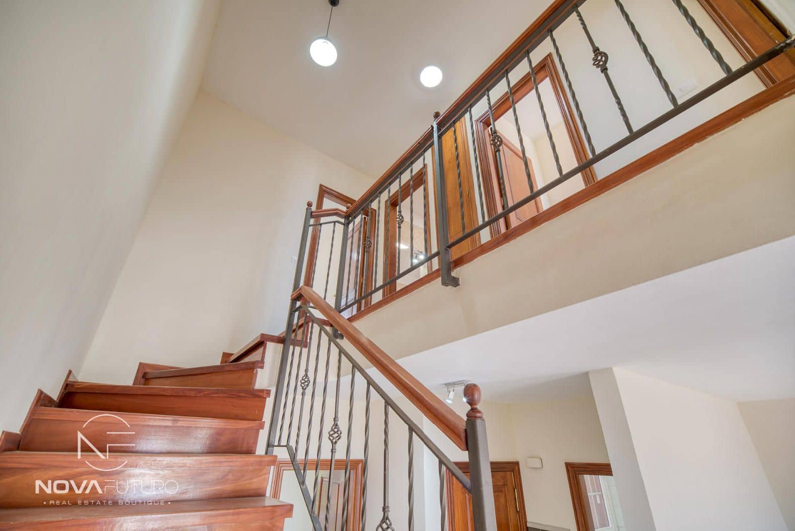 3 soveværelse Byhus til salg i Chayofa med garage - € 440.000 (Ref: 8981633)