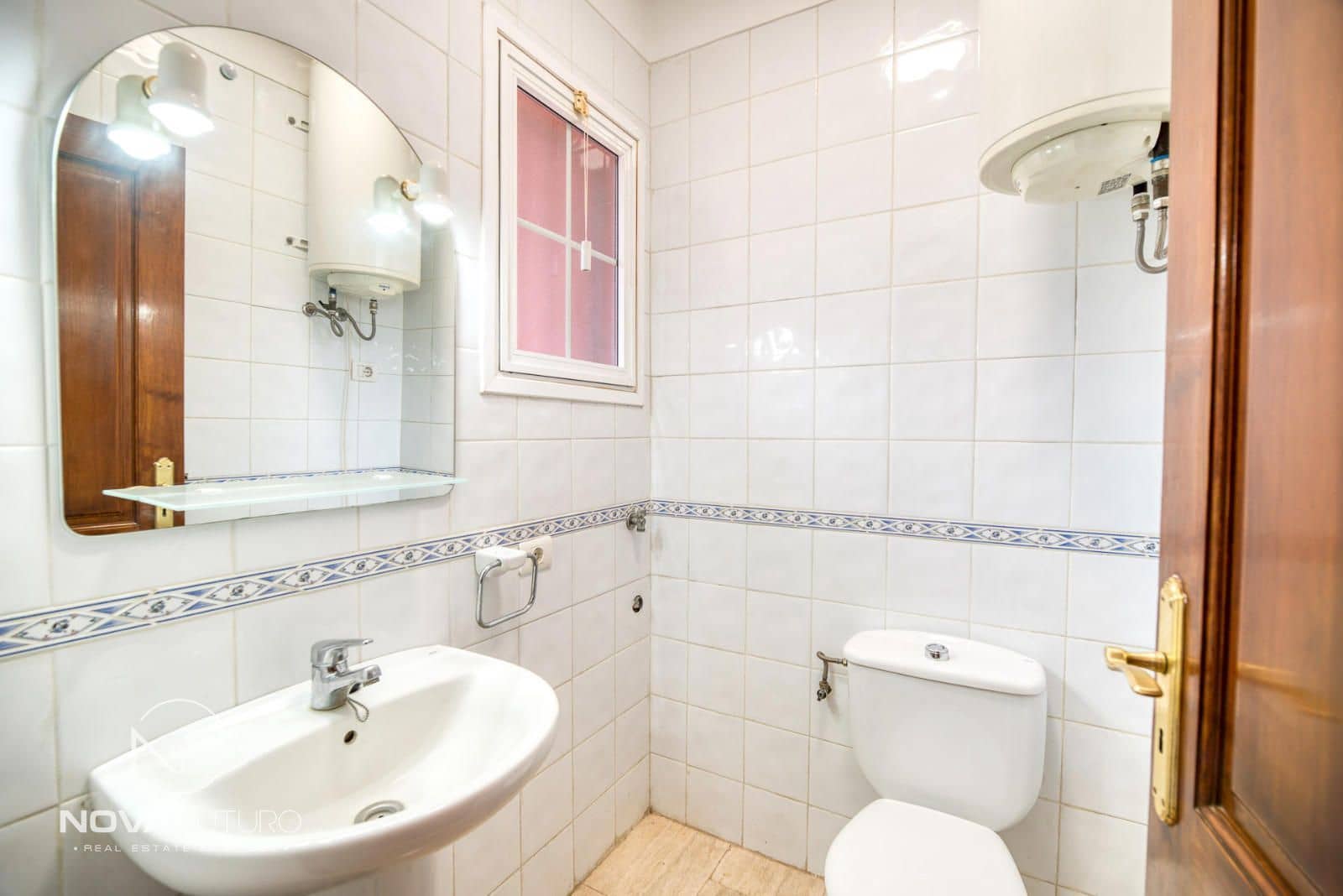 3 soveværelse Byhus til salg i Los Cristianos med garage - € 440.000 (Ref: 8989893)