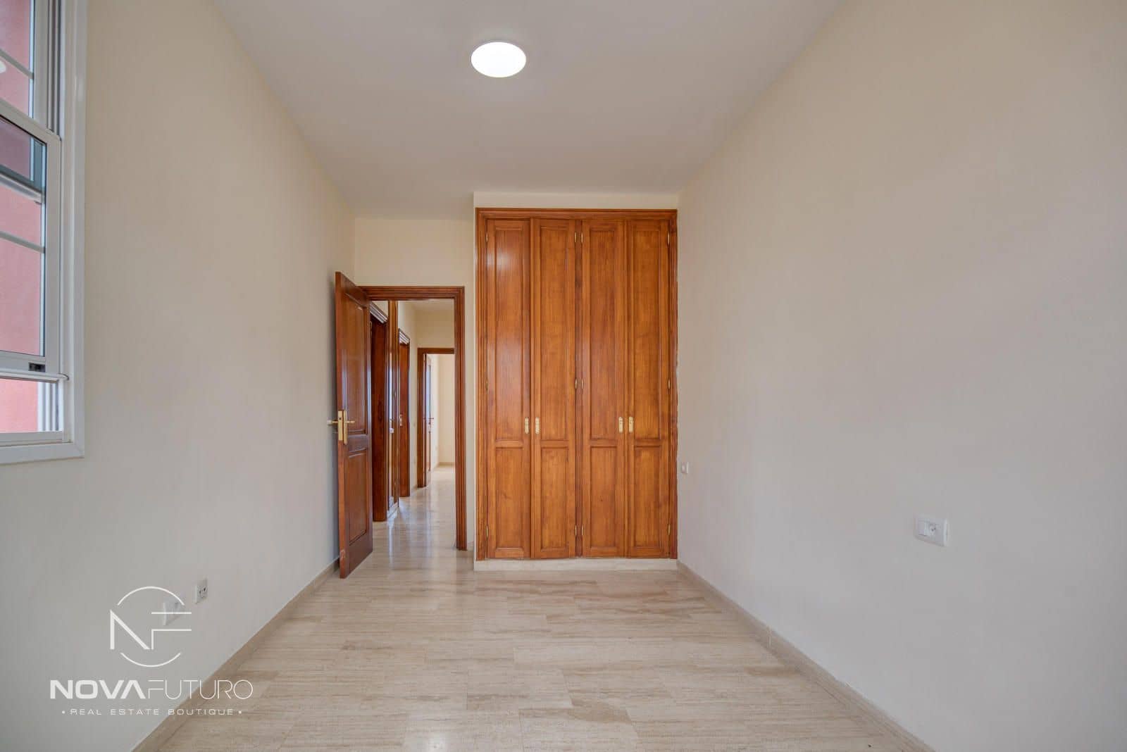 3 soveværelse Byhus til salg i Los Cristianos med garage - € 440.000 (Ref: 8989893)