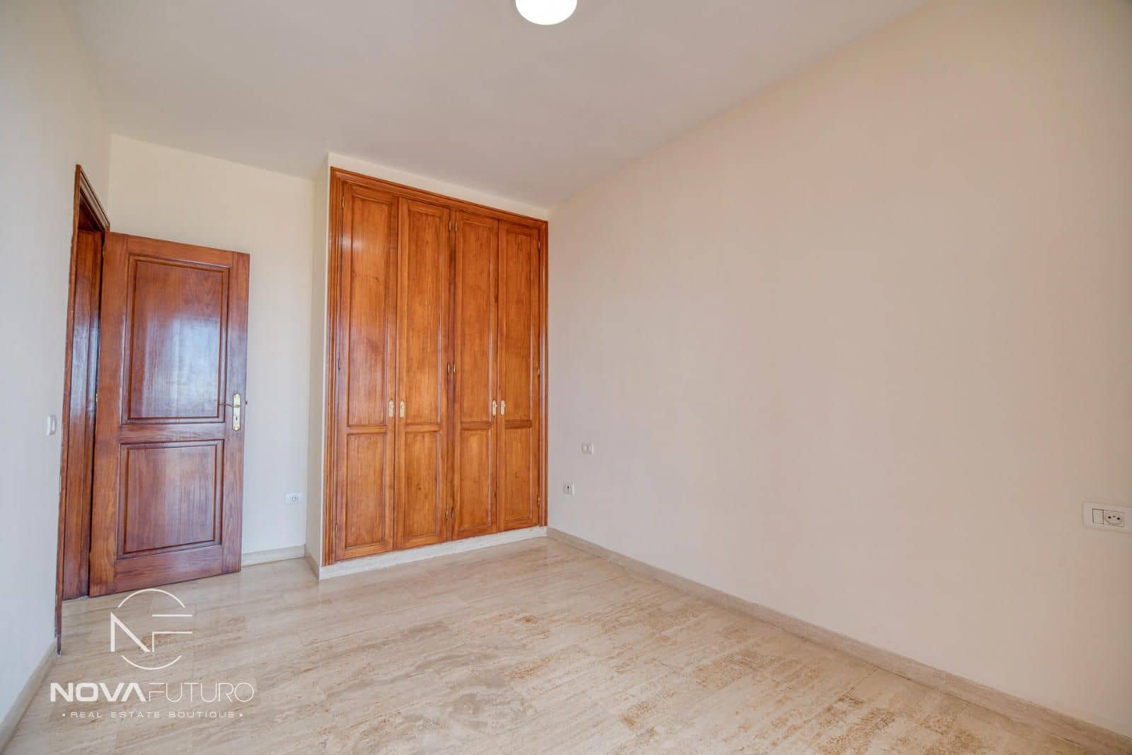 3 soveværelse Byhus til salg i Los Cristianos med garage - € 440.000 (Ref: 8989893)